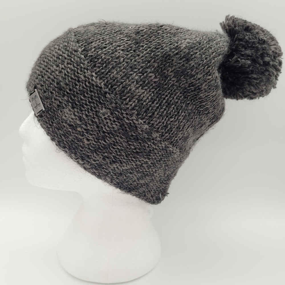 UNDER ARMOUR | pompom knit beanie toque winter hat